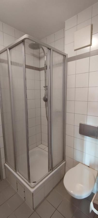 Gaststaette Zur Tribuene Lejlighedshotel Pfungstadt Eksteriør billede
